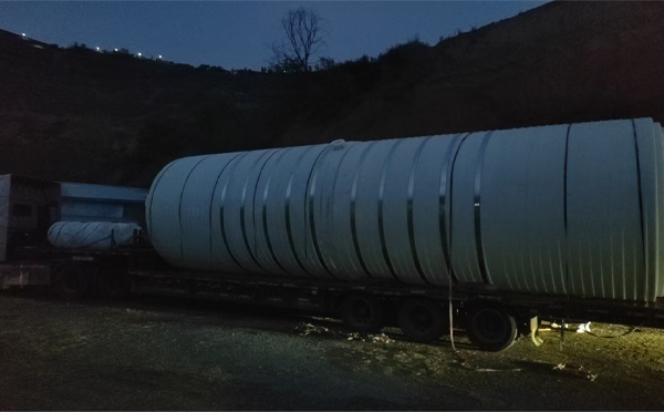 秦州圆桶运输途中