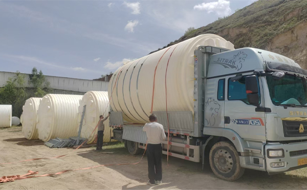 秦州立式运输桶装车中