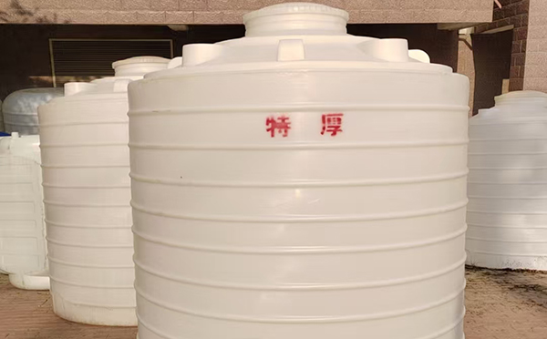 特厚秦州塑料桶批量交付实录:强化结构应对严苛储运环境 特厚秦州塑料桶批量交付实录:强化结构应对严苛储运环境